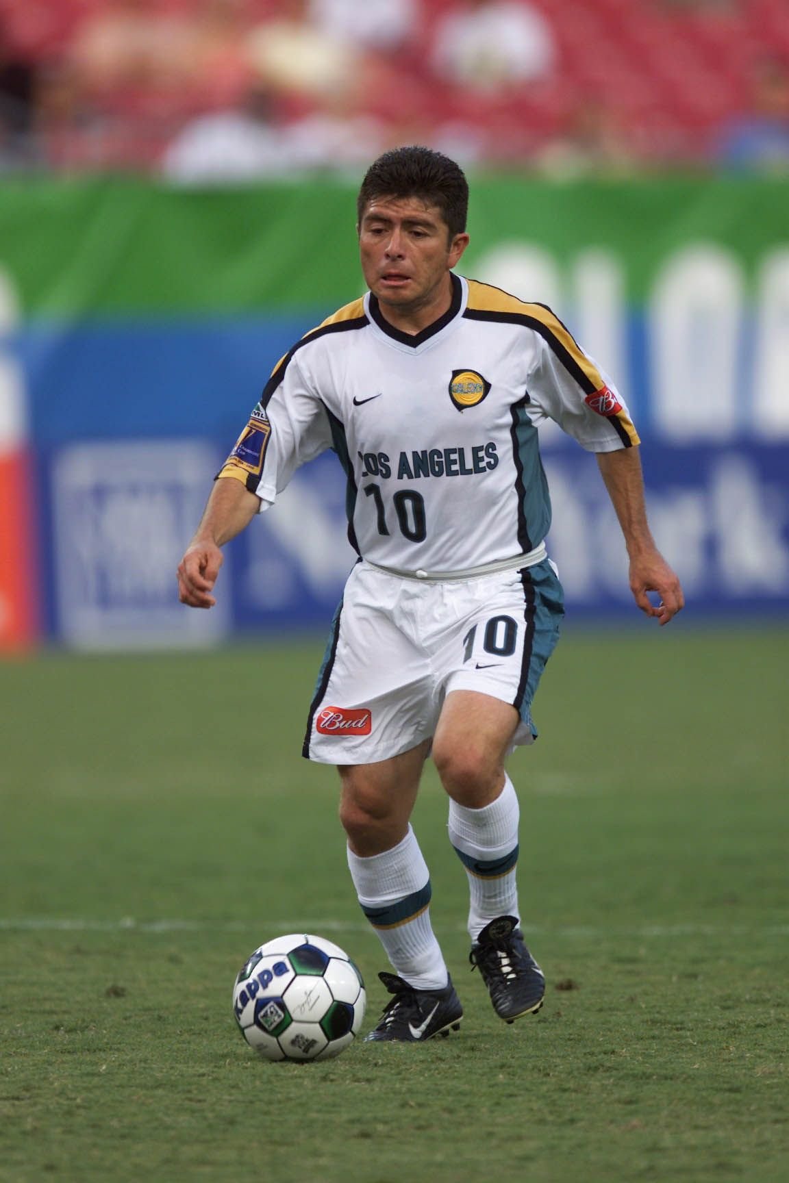 Kristi Koplin hiking in Windward Oʻahu Hawaii